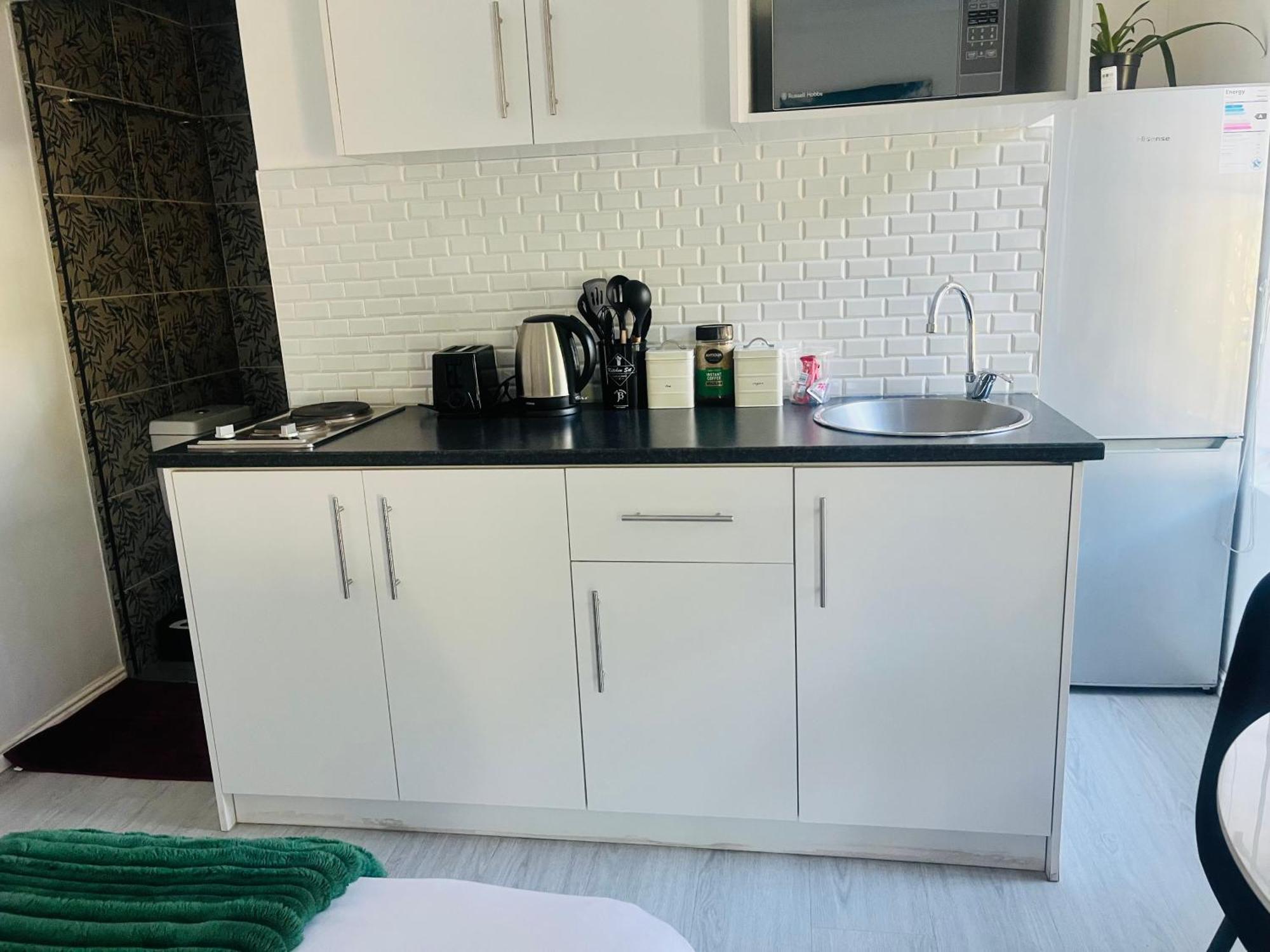Charm Nest - Uncapped Wi-fi & Self Check-in Apartamento