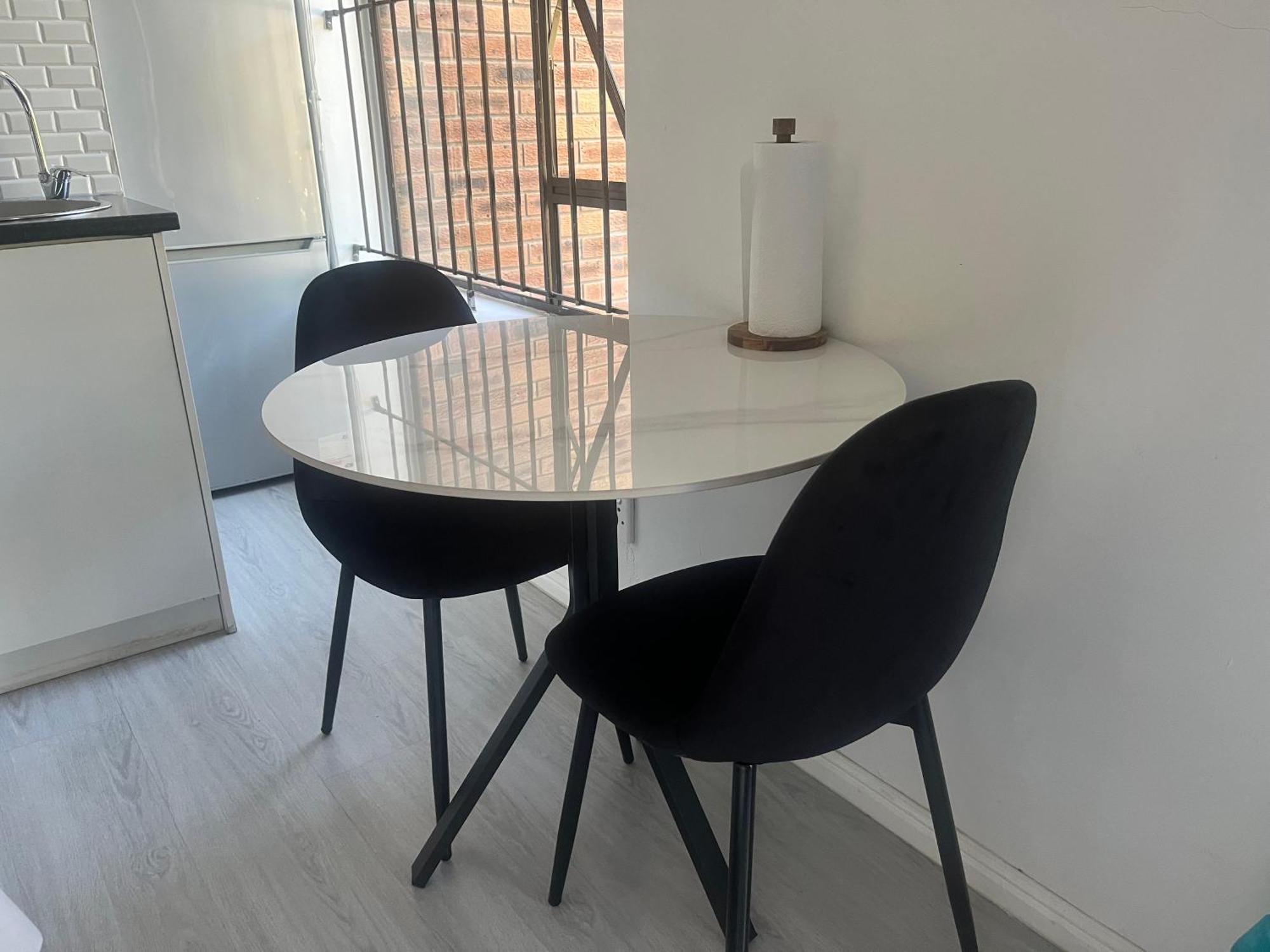 Charm Nest - Uncapped Wi-fi & Self Check-in * Cape Town